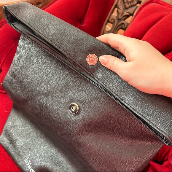 NWT Leatherette Lunchbox - Picture 4 of 4